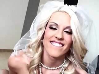 Marvelous Blonde Bride Blanche Bradburry Gives a Mind-blowing Point of view Sucky-sucky