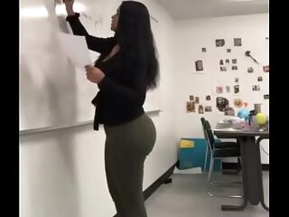 Voyeur cam- Classroom bouncy butt